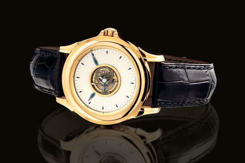 The 18k gold fake watch has tourbillon.
